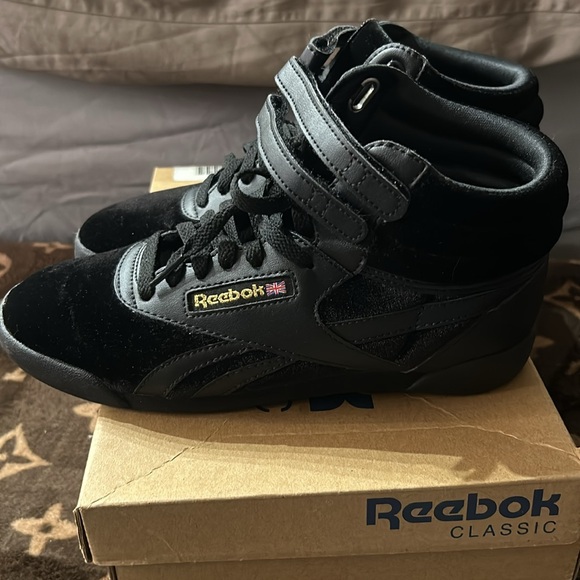 Reebok Freestyle Hi Velvet 2 - Picture 5 of 7